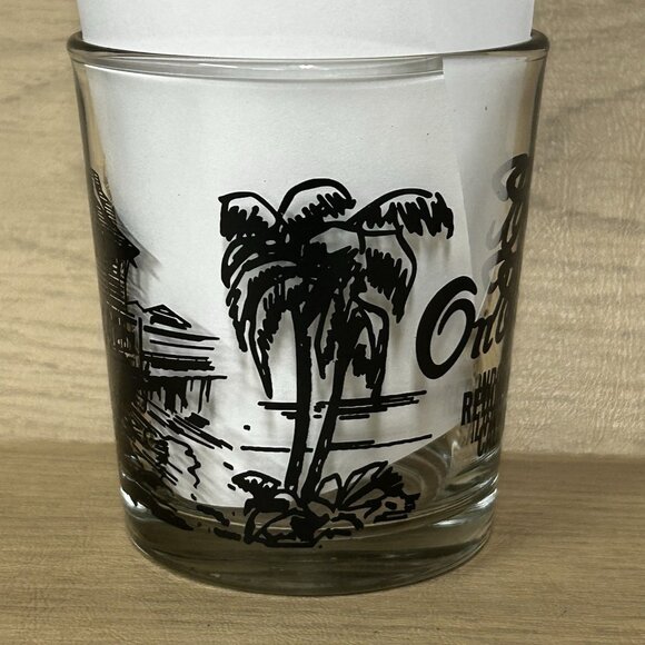 VTG 90s TONYS ON THE PIER Redondo Beach California Cocktail Glasses - Picture 3 of 11